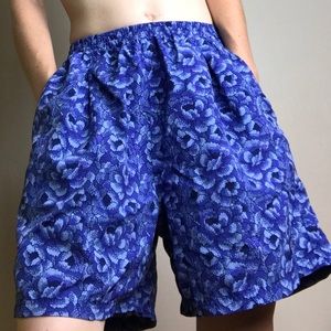 90’s PATAGONIA Floral Periwinkle Blue Shorts XS